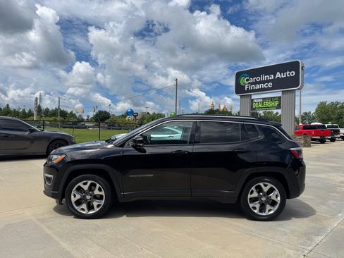 Used 2020 Jeep Compass Limited FWD image 3