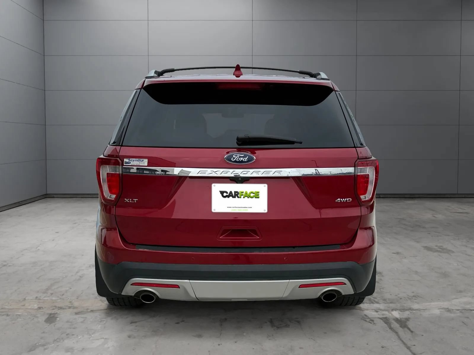 Used 2017 Ford Explorer XLT w/ Equipment Group 202A AWD/4WD image 11
