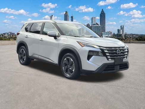 Certified 2025 Nissan Rogue SV AWD/4WD image 29