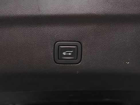 Used 2024 Chevrolet Suburban RST w/ Luxury Package AWD/4WD image 42