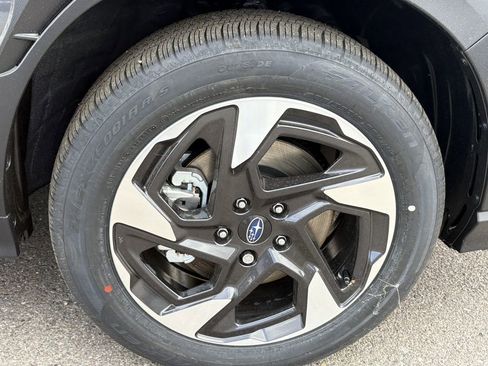 New 2025 Subaru Crosstrek 2.5i Limited w/ Crosstrek Mirror Package image 31