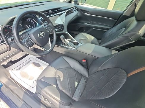 Certified 2018 Toyota Camry XLE w/ Audio Package FWD image 12