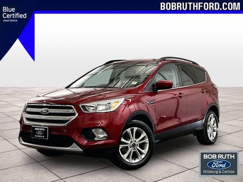 Used 2018 Ford Escape SE w/ SE Sync 3 Package FWD image 1