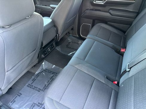 Used 2023 Chevrolet Silverado 1500 LT AWD/4WD image 12