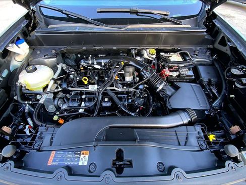 Used 2024 Ford Maverick Tremor w/ Tremor Off-Road Package AWD/4WD image 32