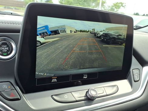 Used 2024 Chevrolet Blazer LT w/ Convenience Package AWD/4WD image 13