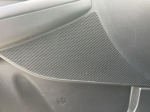 Used 2023 Hyundai Sonata SE w/ Preferred Accessory Package image 21