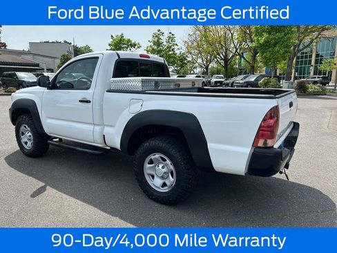 Used 2014 Toyota Tacoma 4x4 Regular Cab image 5