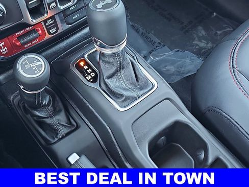New 2026 Jeep Wrangler Unlimited Rubicon AWD/4WD image 25