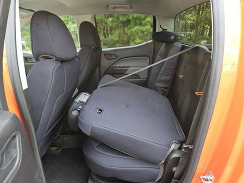 Used 2019 Chevrolet Colorado W/T w/ WT Convenience Package RWD image 24