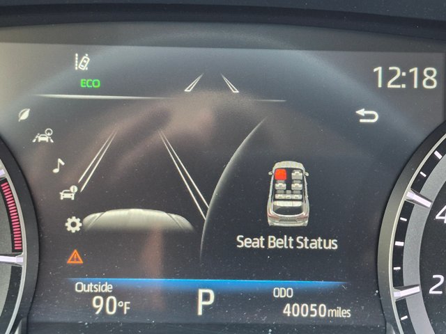 Used 2022 Toyota Highlander XLE FWD image 9
