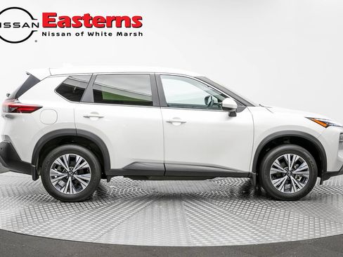 Used 2023 Nissan Rogue SV AWD/4WD image 4