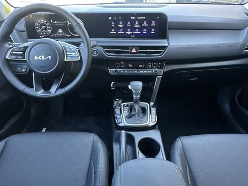 Certified 2026 Kia Seltos EX w/ EX Sunroof Package FWD image 24