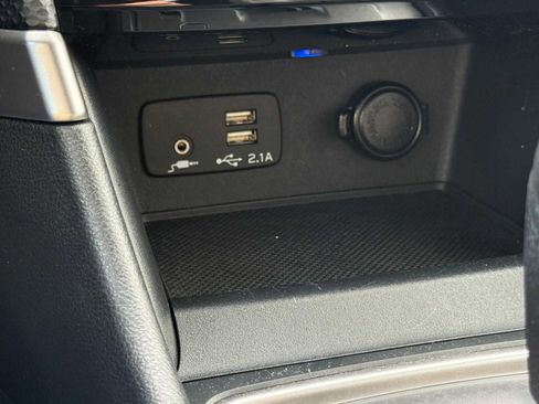 Certified 2023 Subaru Forester Premium AWD/4WD image 27
