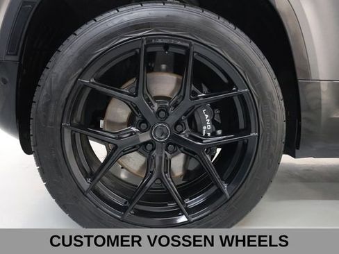 Used 2023 Land Rover Defender 90 V8 AWD/4WD image 45