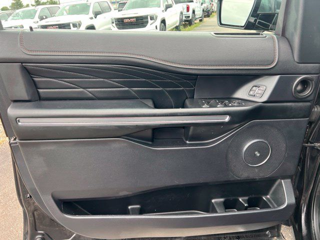 Used 2019 Ford Expedition Max Platinum AWD/4WD image 23