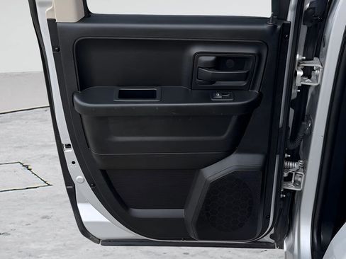 Used 2017 RAM 1500 ST w/ SXT Appearance Group image 20