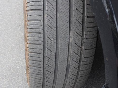 Used 2018 Ford F150 Limited image 10