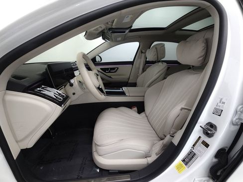 Used 2023 Mercedes-Benz S 500 4MATIC image 8