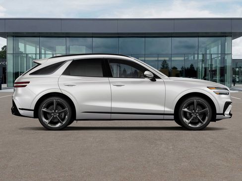 Used 2026 Genesis GV70 3.5T Sport Prestige image 4