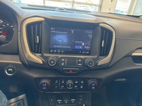 Used 2020 GMC Terrain Denali w/ GMC Pro Grade Package AWD/4WD image 3