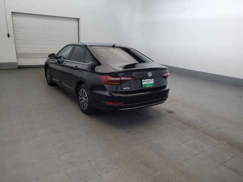 Used 2019 Volkswagen Jetta SE FWD image 5