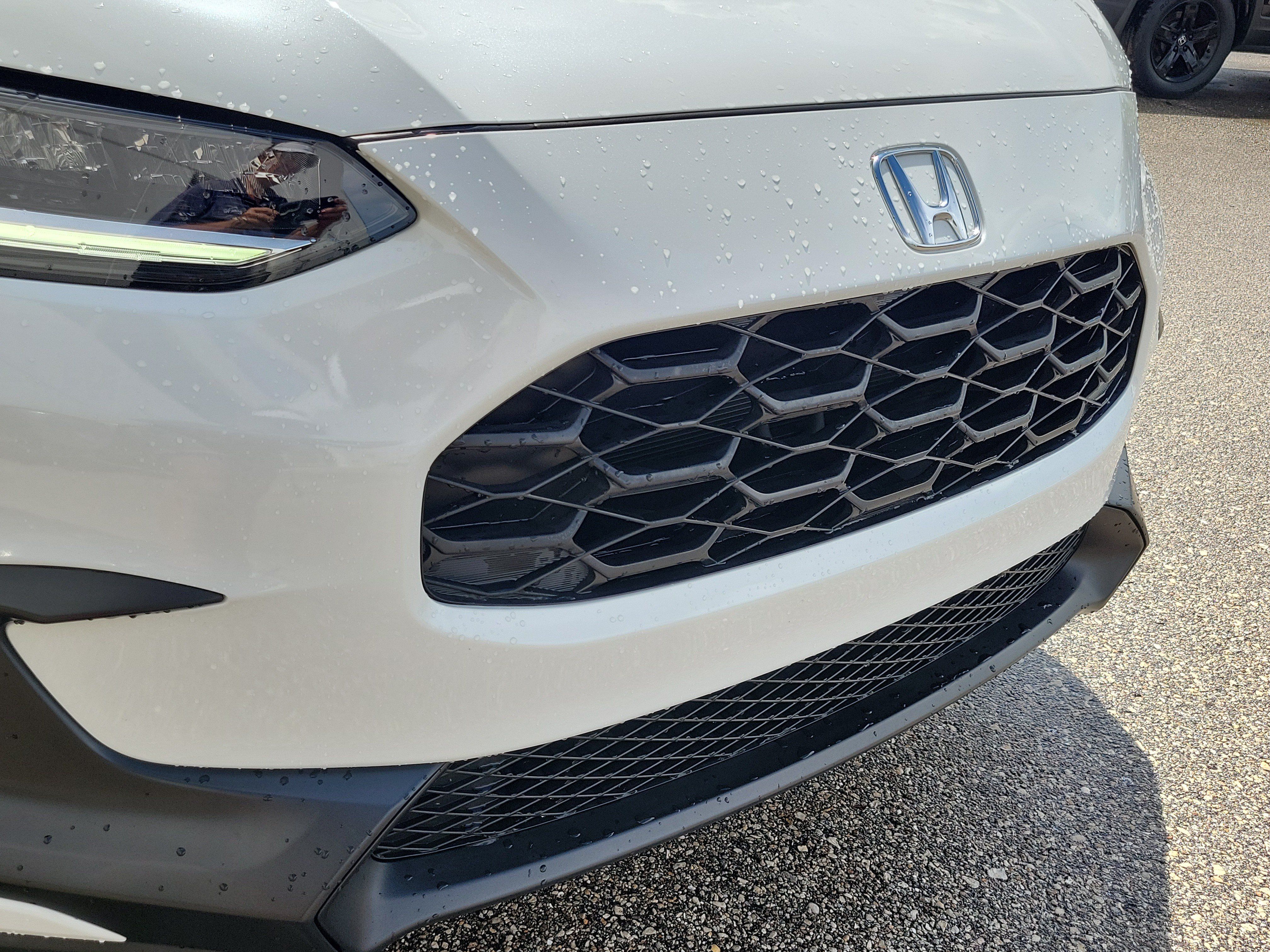 Used 2024 Honda HR-V LX image 12
