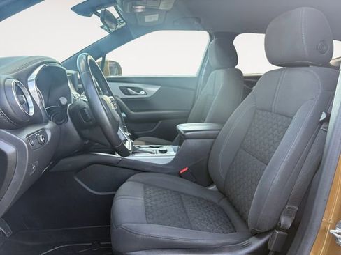 Used 2020 Chevrolet Blazer LT w/ LPO, Floor Liner Package FWD image 9