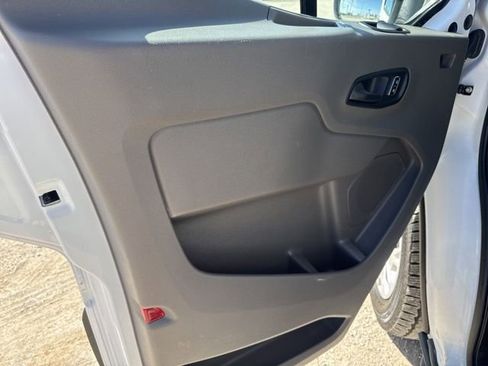 Used 2025 Ford Transit 350 XLT RWD image 22