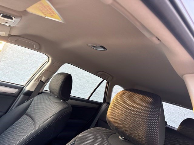 Used 2017 Subaru Outback 2.5i Premium AWD/4WD image 11