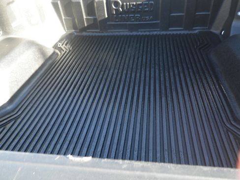 Used 2021 Chevrolet Silverado 1500 LT image 13