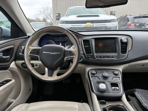 Used 2015 Chrysler 200 C w/ Navigation & Sound Group I image 5