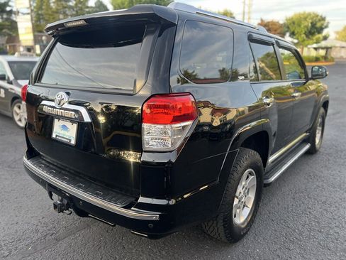 Used 2013 Toyota 4Runner SR5 w/ Premium Pkg w/3rd Row Seat AWD/4WD image 5