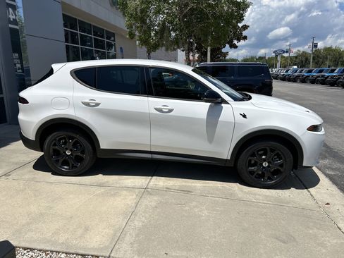 New 2025 Dodge Hornet GT w/ GT Blacktop Package image 11