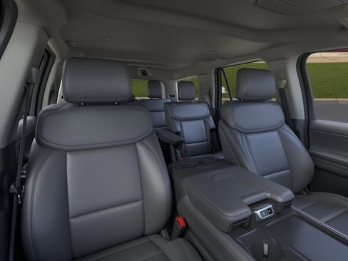 New 2026 Ford Expedition Active AWD/4WD image 10