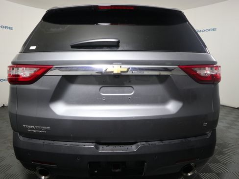 Used 2020 Chevrolet Traverse LT FWD image 7