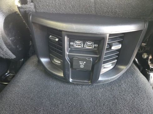 Used 2024 RAM 2500 Laramie image 30