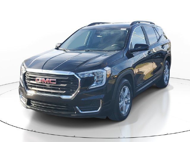 Used 2022 GMC Terrain SLE w/ Driver Convenience Package FWD image 2