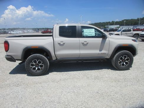 New 2026 GMC Canyon AT4X AWD/4WD image 3