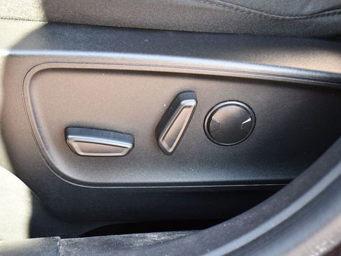 Used 2023 Ford Escape Active image 14