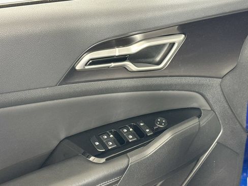 Used 2024 Kia Sportage EX FWD image 18