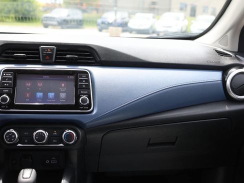 Used 2025 Nissan Versa SV FWD image 24