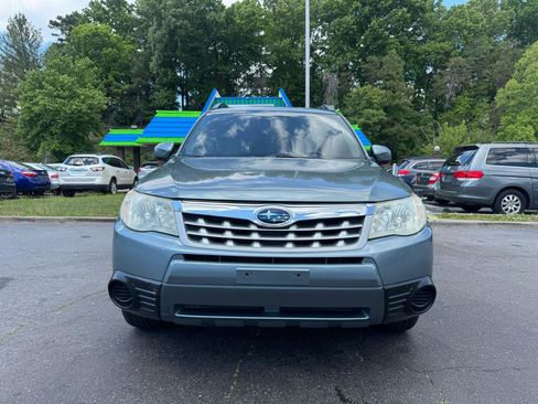 Used 2011 Subaru Forester 2.5X Premium AWD/4WD image 2