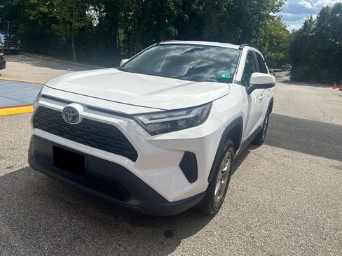 Used 2025 Toyota RAV4 XLE w/ Weather Package AWD/4WD image 1