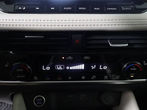 Used 2023 Nissan Rogue SL w/ SL Premium Package FWD image 48