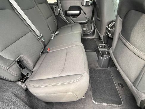 Used 2021 Jeep Wrangler Unlimited Sport AWD/4WD image 16