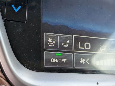 Used 2023 Subaru Outback Touring XT image 17