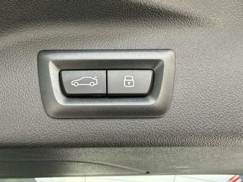 Used 2024 BMW X7 xDrive40i w/ Executive Package AWD/4WD image 64