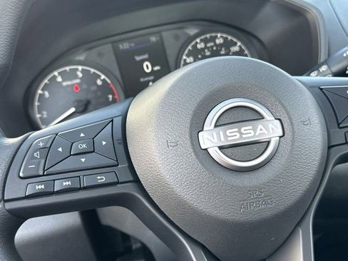 Used 2025 Nissan Altima 2.5 S image 15