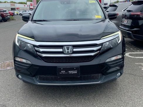 Used 2017 Honda Pilot Elite image 13
